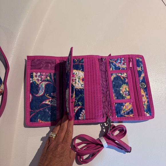 Donna Sharp crossbody & billfold~New without tags - Picture 7 of 14